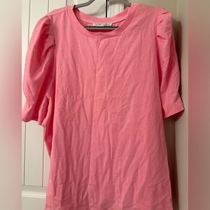 Puff sleeved pink top